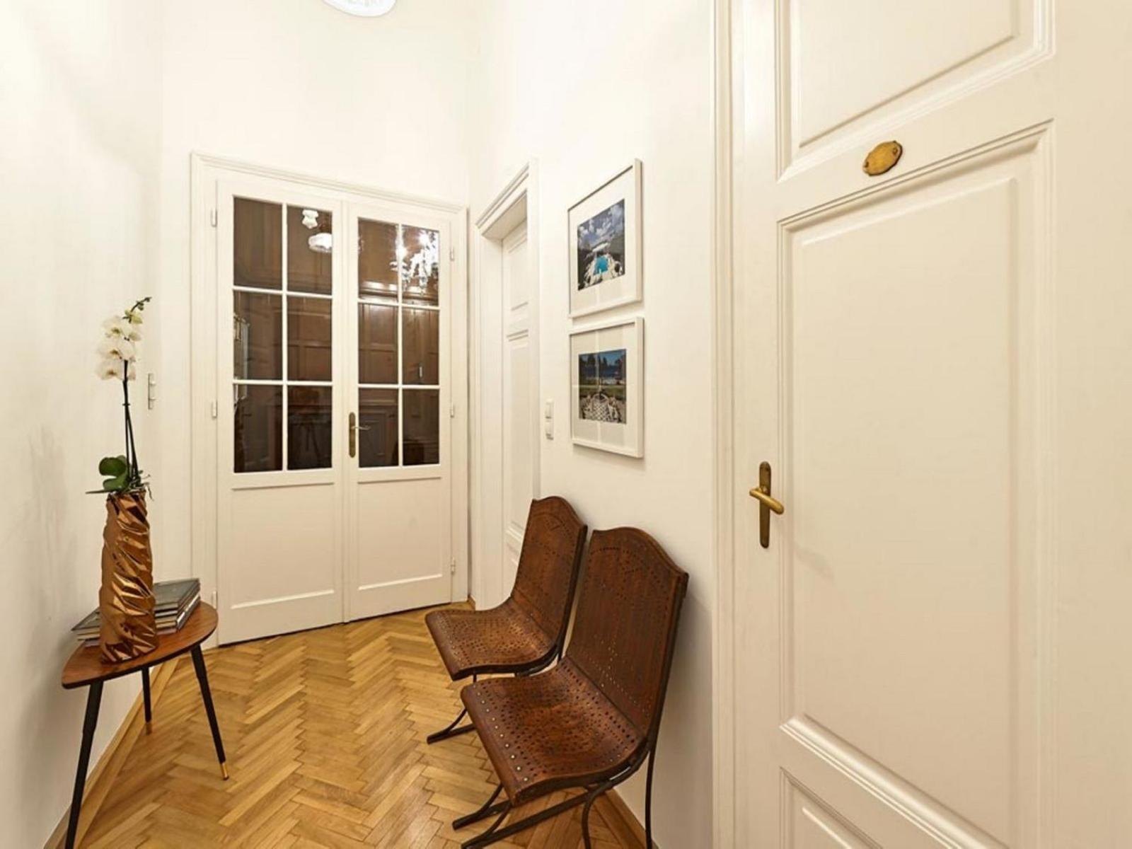 Vicino Alla Metropolitana Apartment *